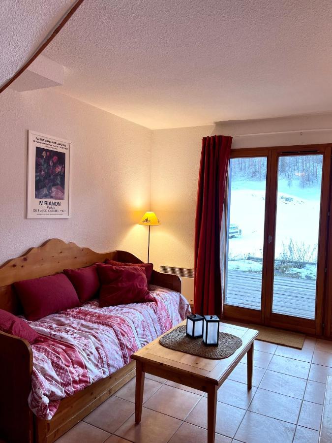 Chalet Vars 8 A 10 Personnes, Proche Des Pistes Экстерьер фото